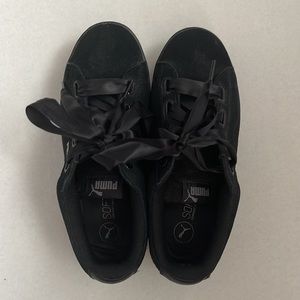 Puma Ribbon Sneakers